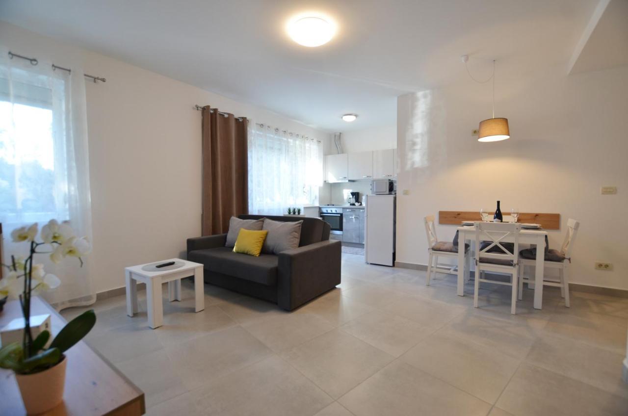 Apartment Irene Rovinj Exterior photo